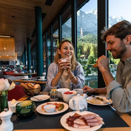 Otel Eibsee 4*