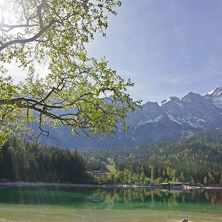 Otel Eibsee 4*